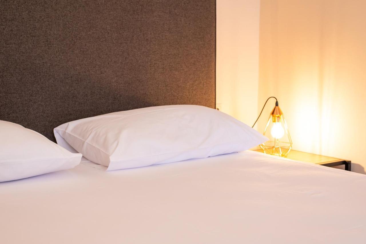 Mini Suites Near Athen'S Airport Free Shuttle From And To Athen'S Airport Spáta Exteriér fotografie