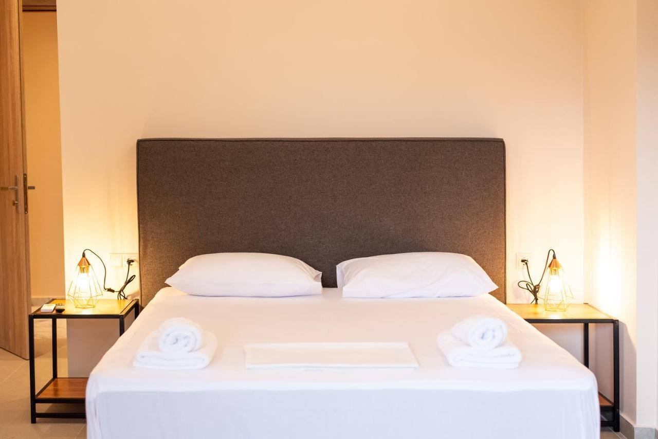 Mini Suites Near Athen'S Airport Free Shuttle From And To Athen'S Airport Spáta Exteriér fotografie